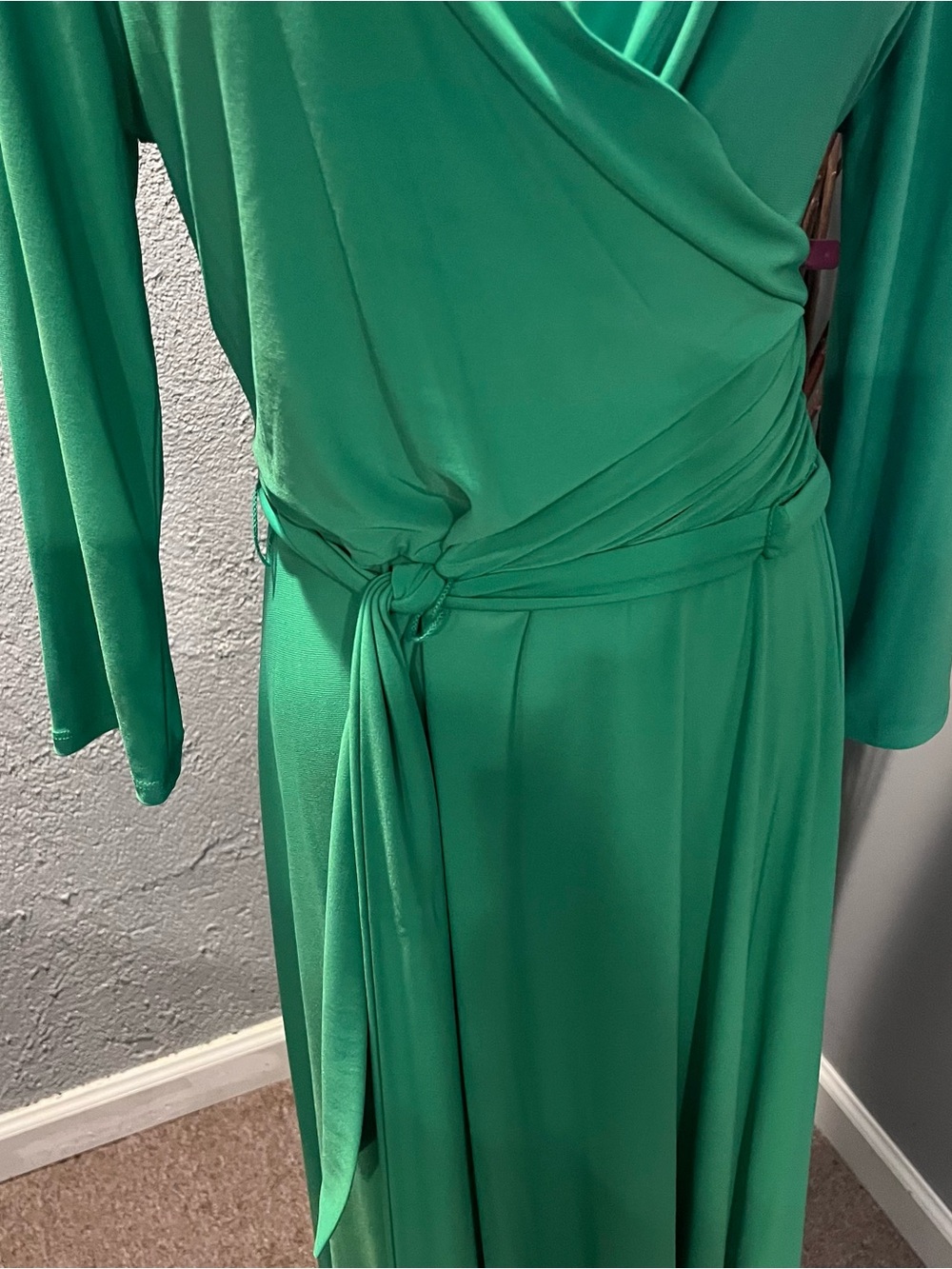 🌺NEW YORK & CO. GREEN FAUX WRAP MAXI DRESS SIZE LARGE🌺 - Picture 4 of 8